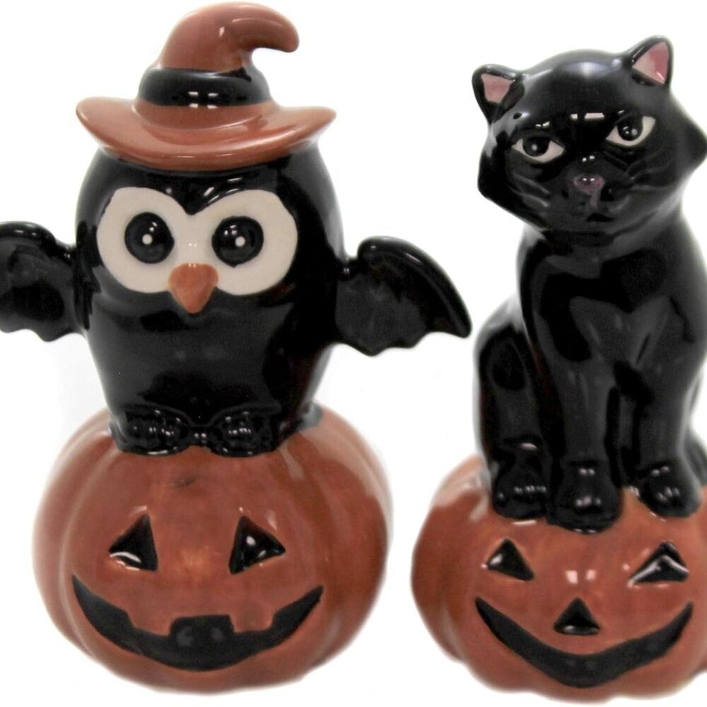Fine Ceramic Thanksgiving Halloween Black Cat & Owl on Pumpkin Salt & Pepper Sha